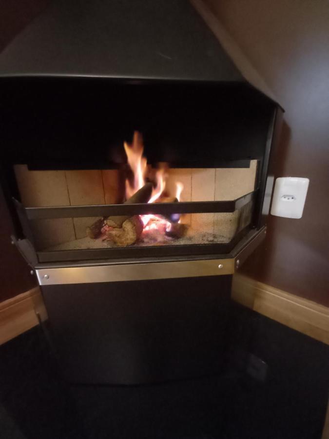 Gramado - Apartamento Aconchegante Com Lareira E Churrasqueira ภายนอก รูปภาพ